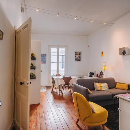 Apartment Demeure & Confort By Les Demeures De Rachel Nîmes