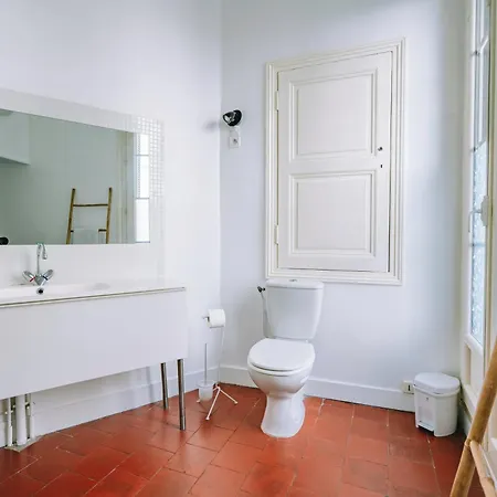 Demeure & Confort By Les Demeures De Rachel Apartment Nîmes