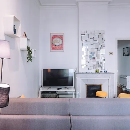 Apartment Demeure & Confort By Les Demeures De Rachel Nîmes