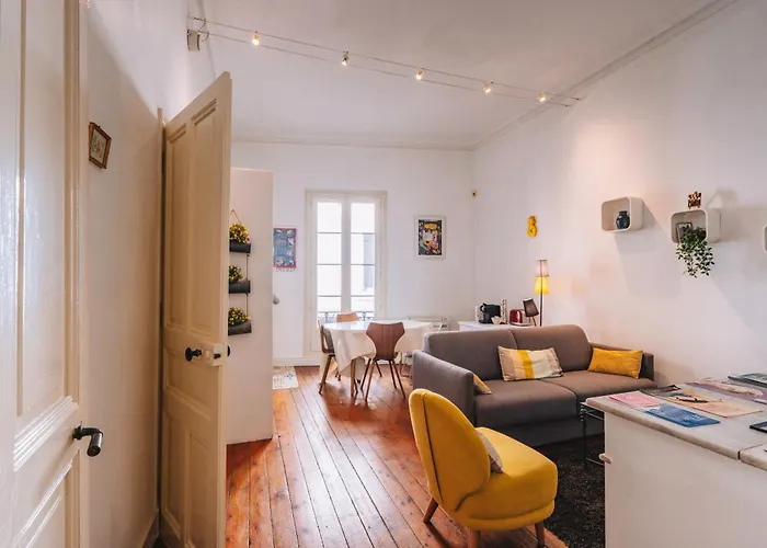 Demeure & Confort By Les Demeures De Rachel Apartment Nîmes